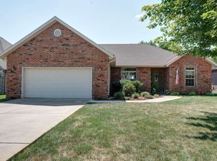 1246 E Ogorman Ct, Springfield, MO 65803