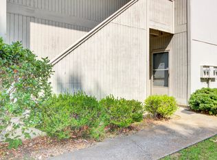 1104 Greenmeadow Dr, Goose Creek, SC 29445