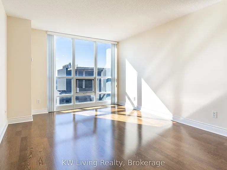 763 Bay St #4009 — Photo 5