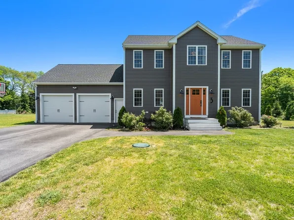 3 Mia Cir, East Bridgewater, MA 02333