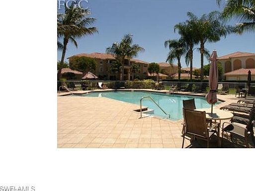 2nd image of 1514 SW 50th St APT 203