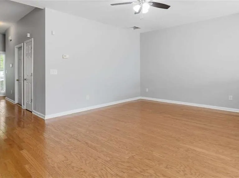 3522 Spring View Ct — Photo 21