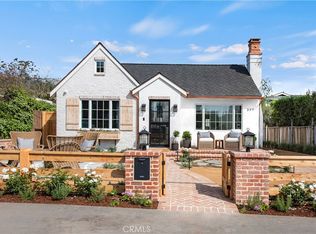 557 Mountain Rd, Laguna Beach, CA 92651