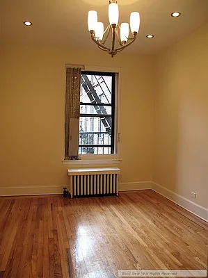 Rented by Bond New York | media 10