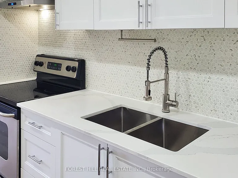 29 Wesley St #1 — Photo 7