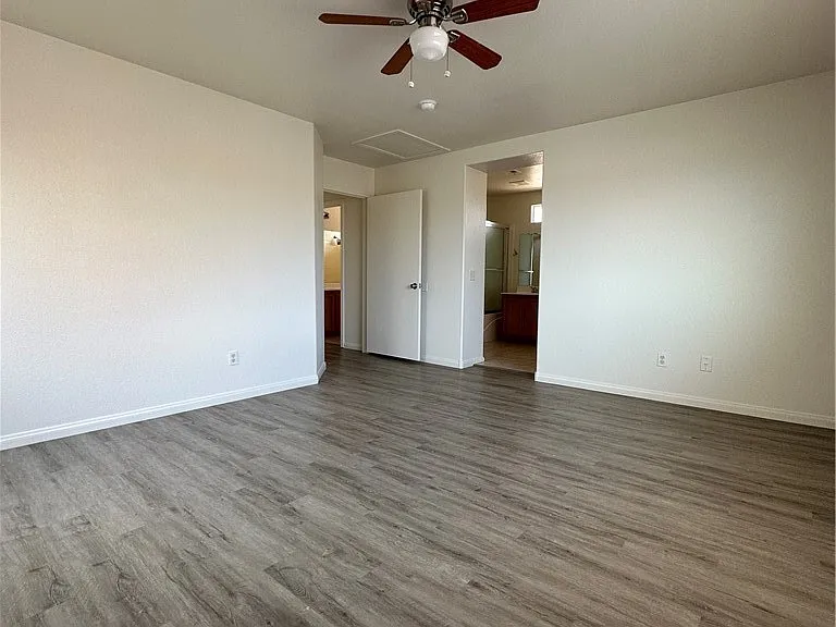 11056 Piedmont Valley Ave — Photo 16