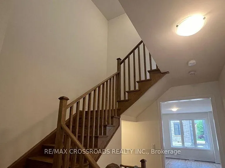 22 Blick Cres — Photo 9