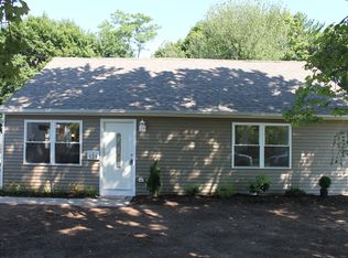 128 Seabreeze Ave, Milford, CT 06460