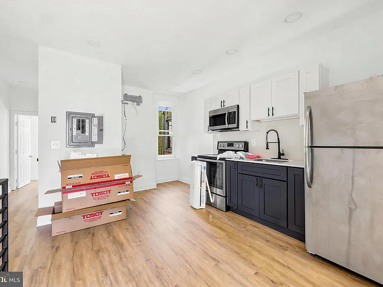 2046 S Norwood St #2 — Photo 6