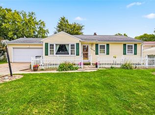 1016 Treelane Dr, Ashtabula, OH 44004
