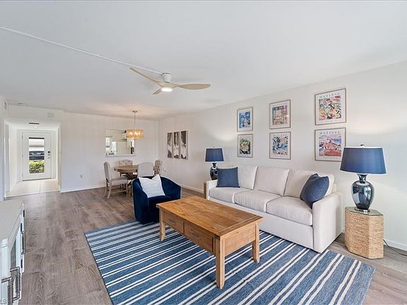 5th image of 307 Goodlette Frank Rd S #B202