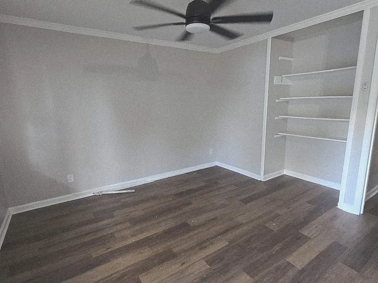 419 Tillman St — Photo 4