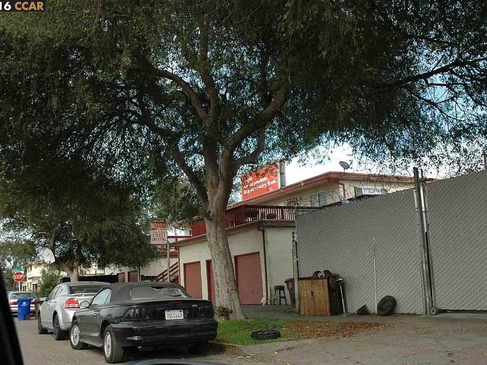 1st image of 502 S 12th St