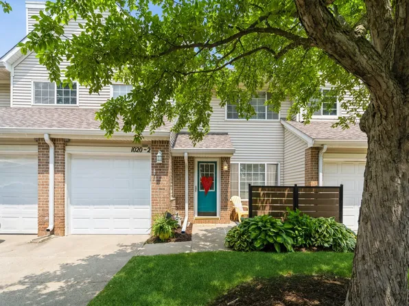 1020 68th St Unit 2, West Des Moines, IA 50266