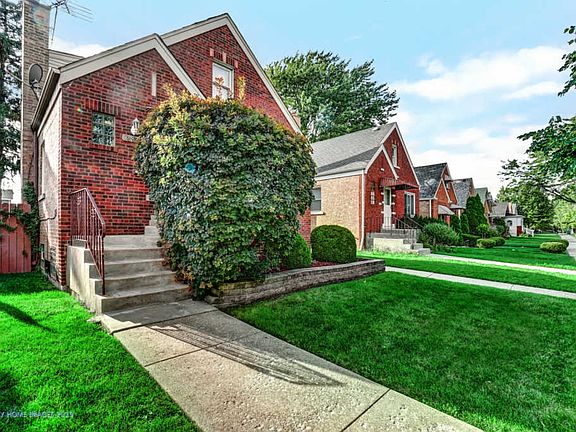 2nd image of 6828 S Karlov Ave