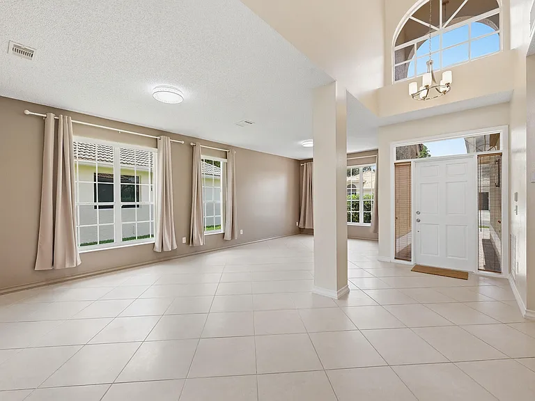 18474 Old Princeton Ln — Photo 7