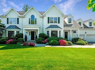 1 Maple Ridge Ct, Scarsdale, NY 10583