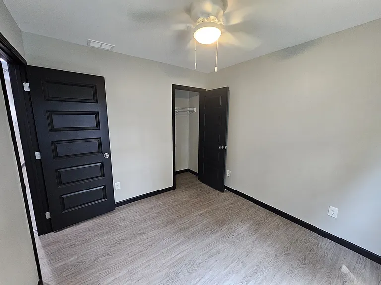 328 Edwards Ave — Photo 13