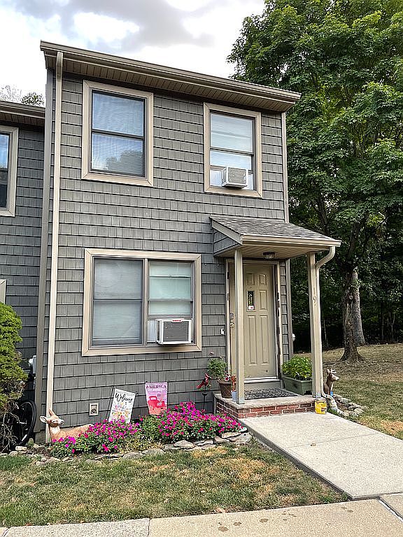 19 Mountain Ridge Rd, Bloomingdale, NJ 07403 Zillow