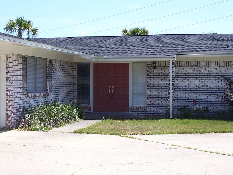 2414 Parker Drive