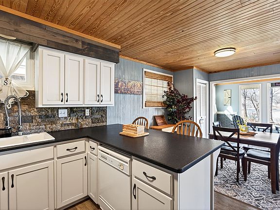 4th image of 353 Fagan Dr