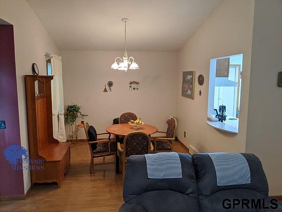 4th image of 1613 N York Ave