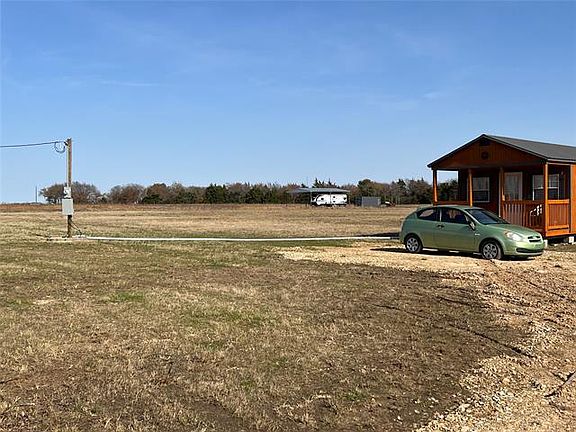 3rd image of 1366 County Road 2850
