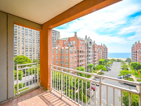 65 Oceana Drive East image 21 of 44