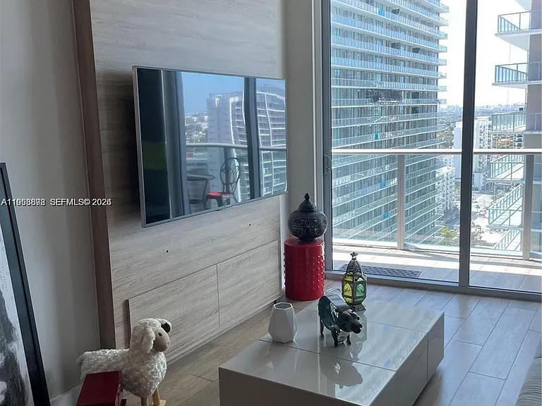 1100 S Miami Ave #2105 — Photo 7