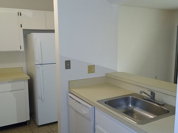 2nd image of 150 Wax Myrtle Woods Ct APT 8B