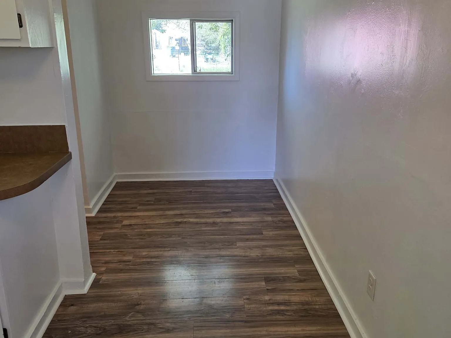 2111 Darrow Avenue - 1 — Photo 4