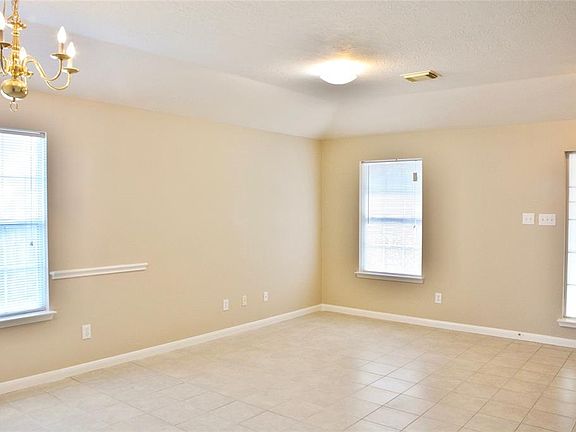 4th image of 2707 Manorfield Ct