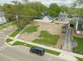 354 N Shore Dr N, South Haven, MI 49090