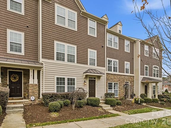 4th image of 19105 Chandlers Landing Dr