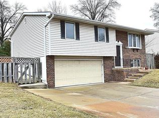 11007 Mueller Rd, Saint Louis, MO 63123