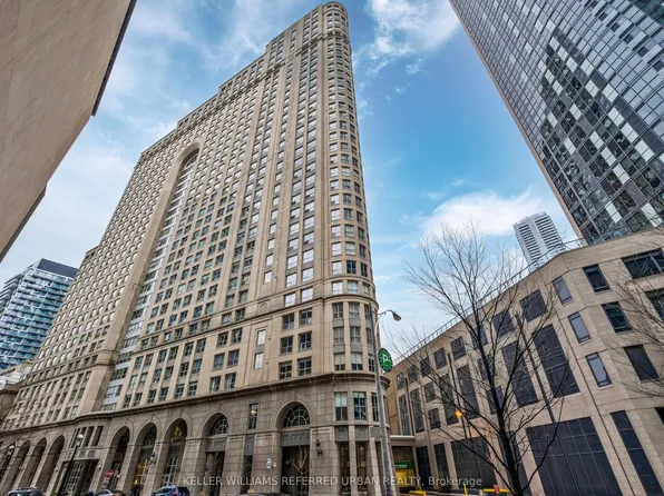 25 The Esplanade #2212, Toronto, ON M5E 1W5