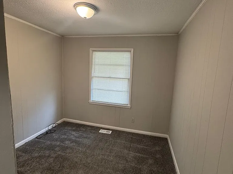 7 Landrum Pl SW — Photo 7