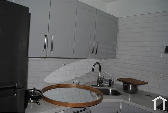 1 bed, $2,040 — Photo 4