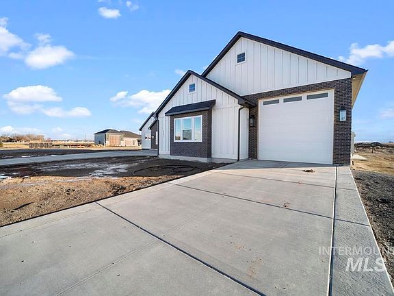 2nd image of 2751 Molivia Ct