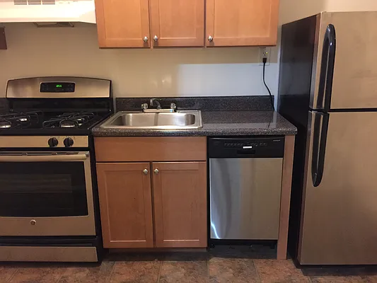 Rented by Uptown Flats LLC | media 4