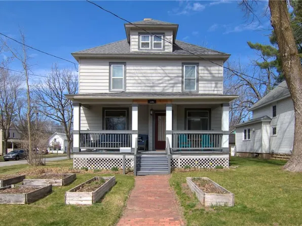 1101 Main Street, Menomonie, WI 54751