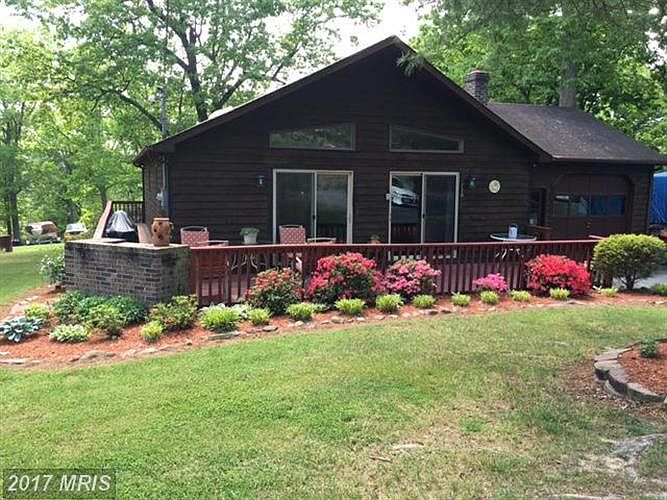 1st image of 760 Poca Bella Dr
