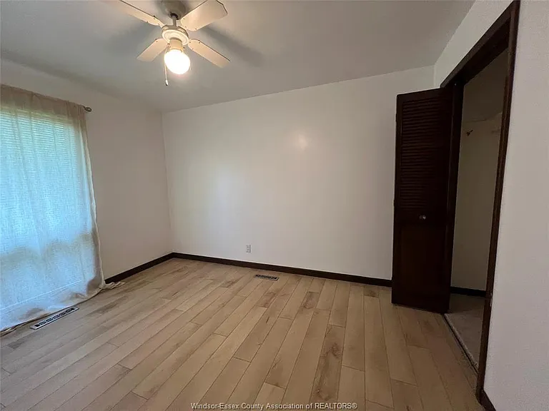 3052 Lauzon Rd #FRONT — Photo 14
