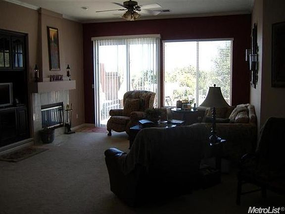 2nd image of 1552 Irvin Ct