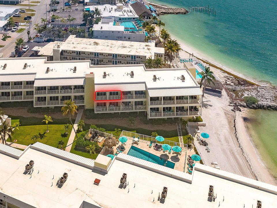 1st image of 501 E Ocean Dr APT 26