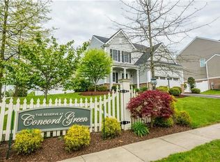 1124 Woodlawn Dr, Canonsburg, PA 15317