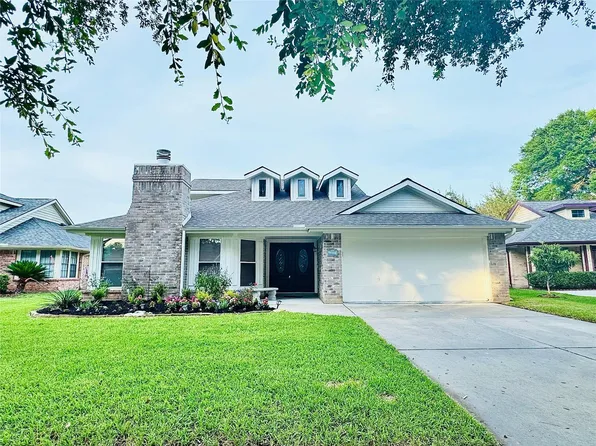 2123 Streamhurst Ln, Sugar Land, TX 77479