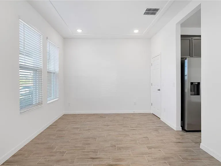 7387 Mezzano Ln — Photo 2