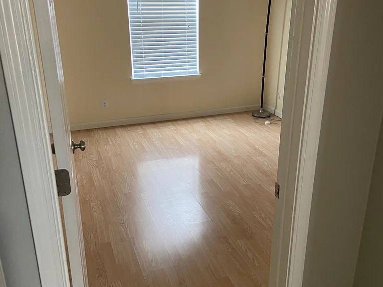2381 Maxwell Dr — Photo 6