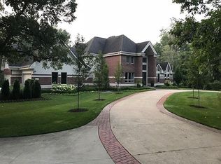 5015 Old Mill Rd, Rochester, MI 48306